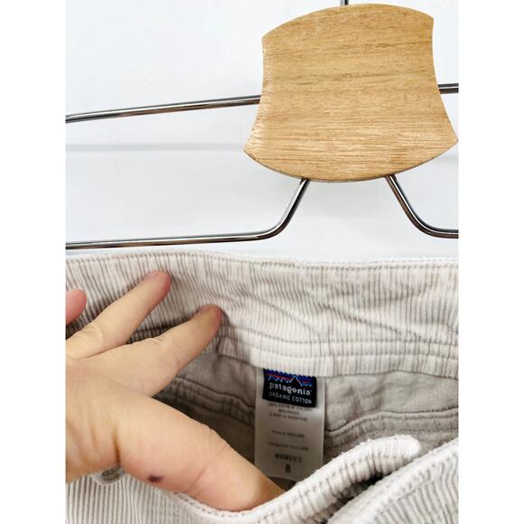 Patagonia Cream Corduroy Straight leg Pants - Picture 2 of 3